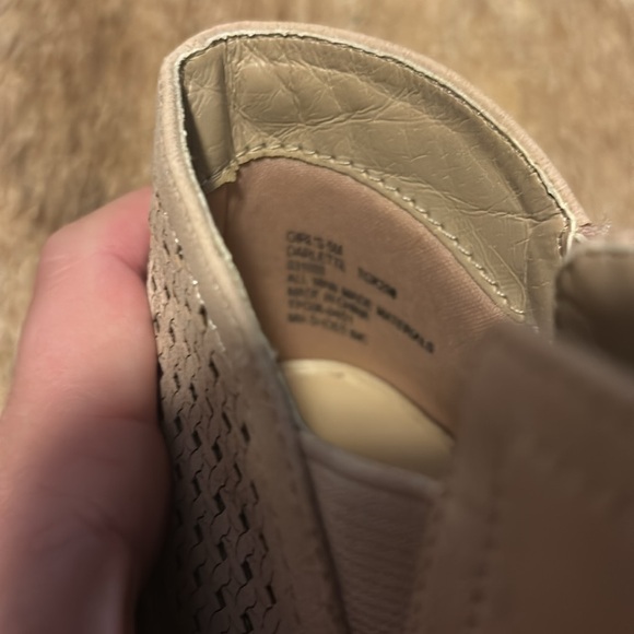 Girls rose colored ankle booties with zipper size 5 - Picture 5 of 7